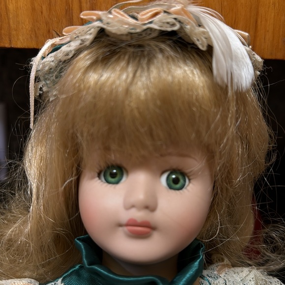 Porcelain dolls from the 90s - Picture 3 of 11